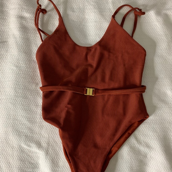 mimi kini swimwear